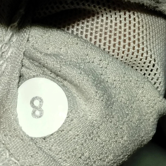 Lululemon Dancing Warrior Tank size 8‎ Silver Spoon Performance Athletic - Picture 5 of 6